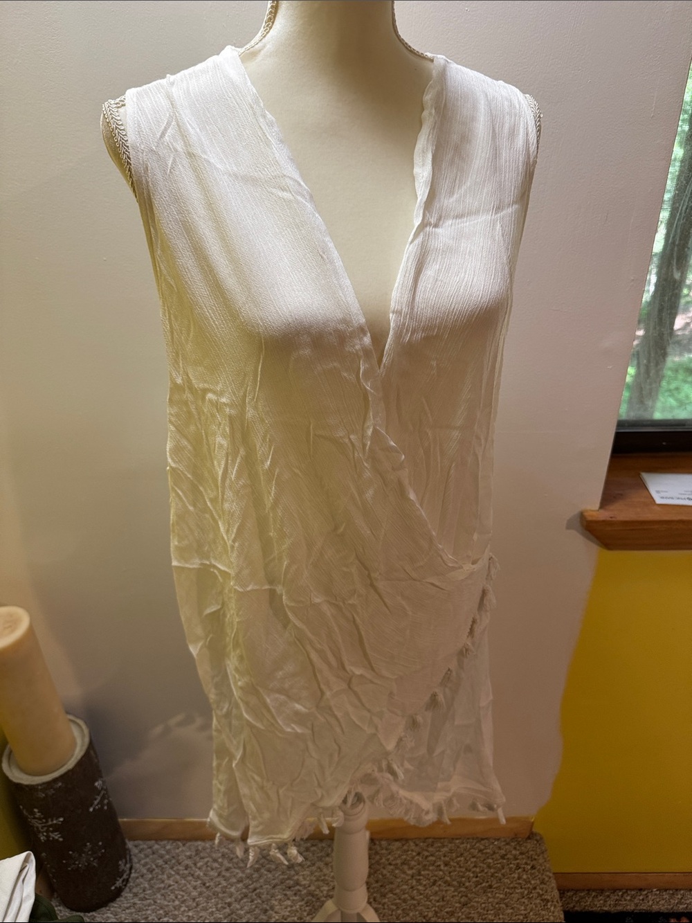 NWT Athena cover up size L.
